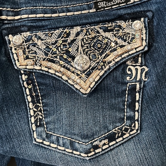 Miss Me Signature Rise Skinny Jeans Embroidered Back Flap Pocket Size 27 - Picture 6 of 11